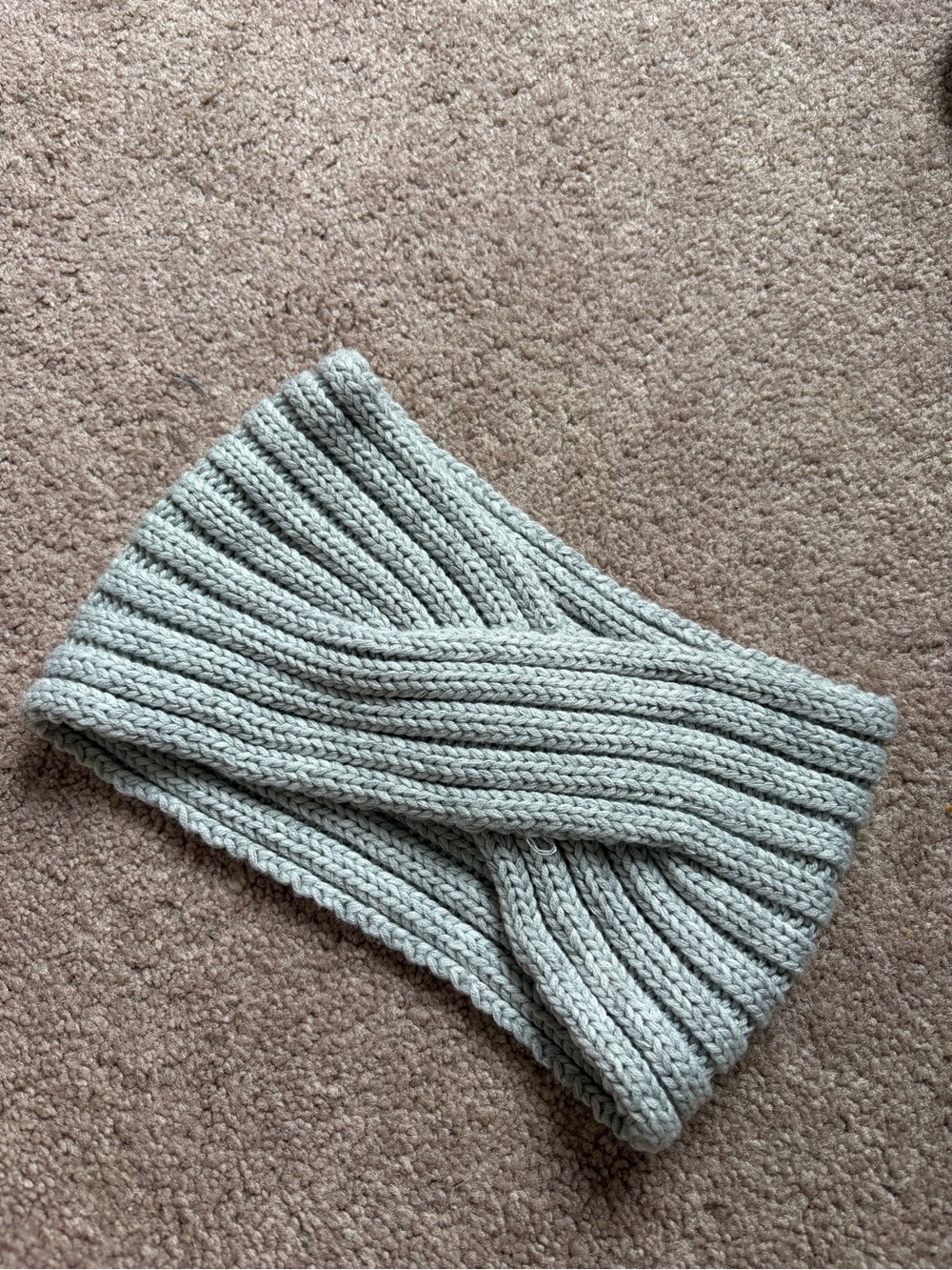 🌹 UGG - Grey Headband - As Is